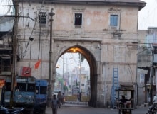 Champaner-gate-1