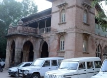 Jaysinhrao-library
